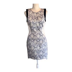 GIN by NG Sleeveless Flattering Navy Blue & Ivory Paisley Print‎ Dress Size 2